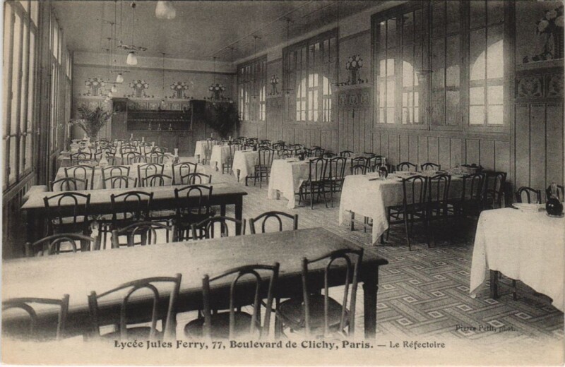 Carte postale ancienne Paris 9e 77, Bd de Clichy Lycée Jules Ferry