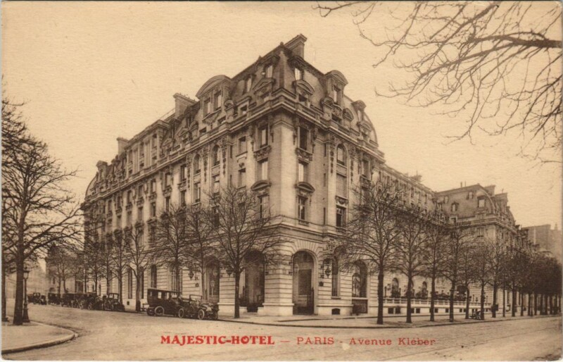 Carte postale ancienne Majestic Hôtel - Avenue Kléber à Paris 16e