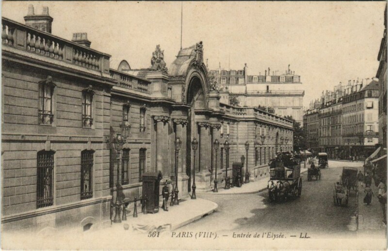 Carte postale ancienne Paris 8e Entrée de l'Elysée