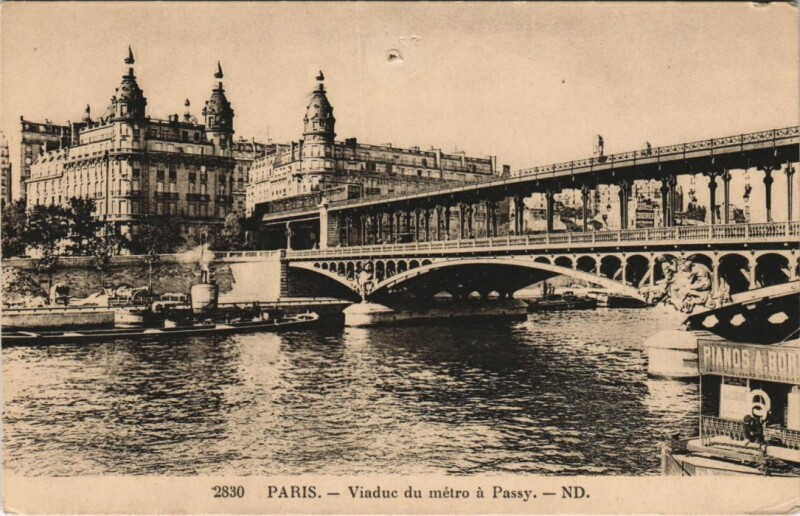 Carte postale ancienne Paris 16e Viaduc de Passy