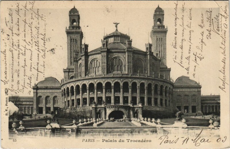 Carte postale ancienne Paris 16e Le Trocadéro