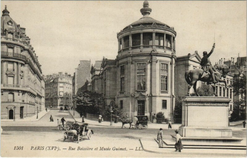 Carte postale ancienne Rue Boissière et Musée Guimet à Paris 16e