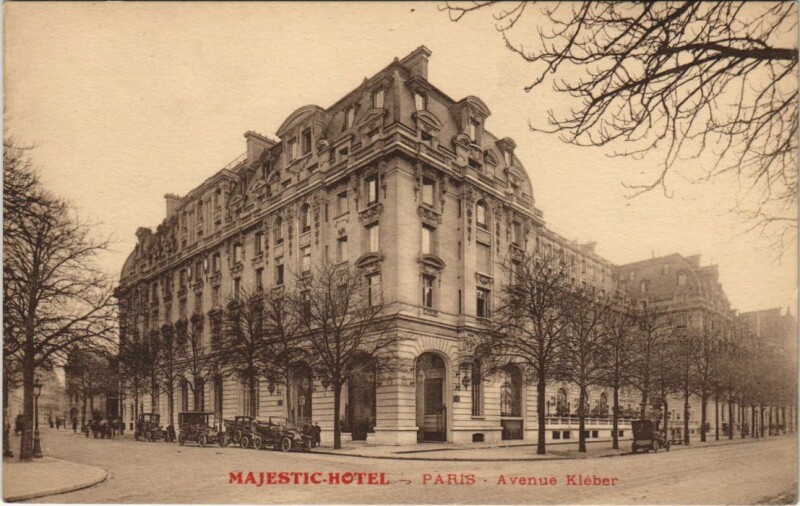 Carte postale ancienne Majestic Hôtel - Avenue Kléber à Paris 16e