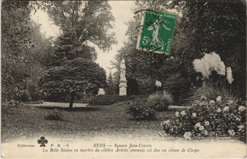 Carte postale ancienne Sens Square Jean-Cousin