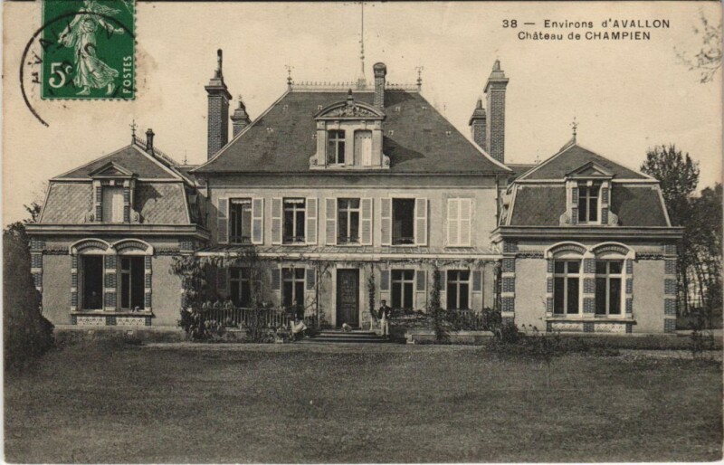 Carte postale ancienne Chateau de Champien - Environs d'Avallon à Avallon