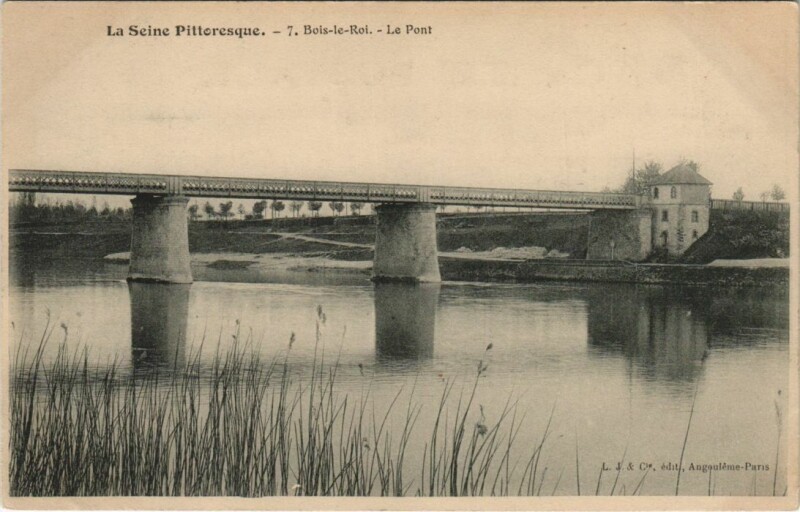 Carte postale ancienne La Seine Pittoresque Bois-Le-Roi 7. Le Pont à Bois-le-Roi