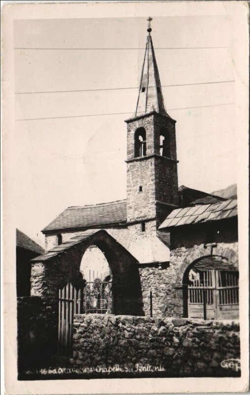 Carte postale ancienne La Grave Chapelle des Penitents à La Grave