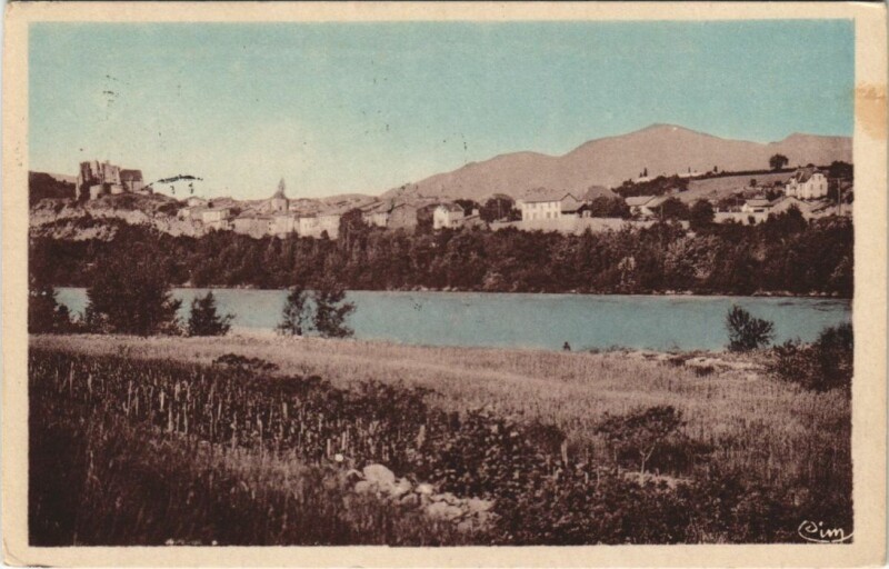 Carte postale ancienne Tallard Vue Generale et la Durance à Tallard