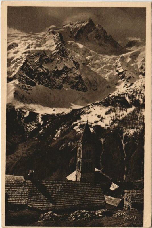 Carte postale ancienne La Grave La Meije et le Vieux Clocher Roman à La Grave