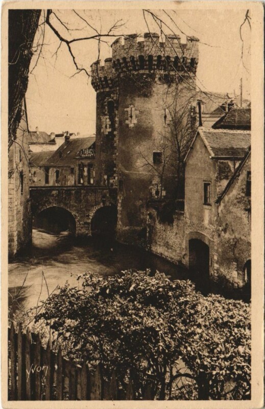 Carte postale ancienne Chartres Porte Guillaume France à Chartres