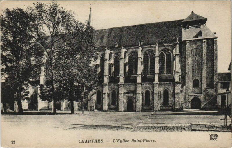 Carte postale ancienne Chartres Eglise Saint-Pierre France à Chartres