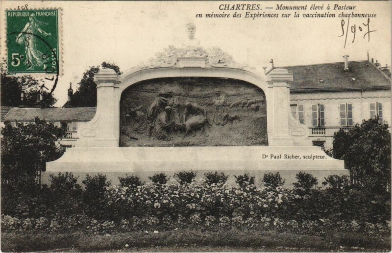 Carte postale ancienne Chartres Monument de Pasteur France à Chartres
