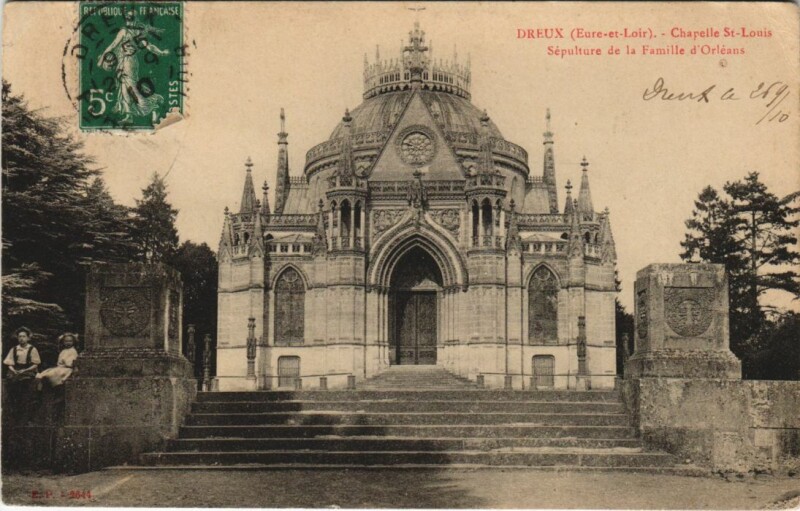 Carte postale ancienne Dreux Chapelle Saint-Louis, Sepulture de la Famille d'Orleans France à Dreux