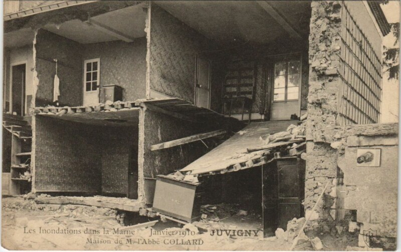 Carte postale ancienne Joigny Les Inondations dans la Marne France à Joigny