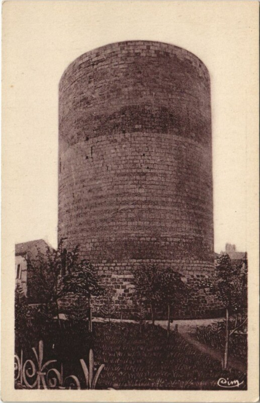 Carte postale ancienne Villeneuve s Yonne Tour Louis le Gros France