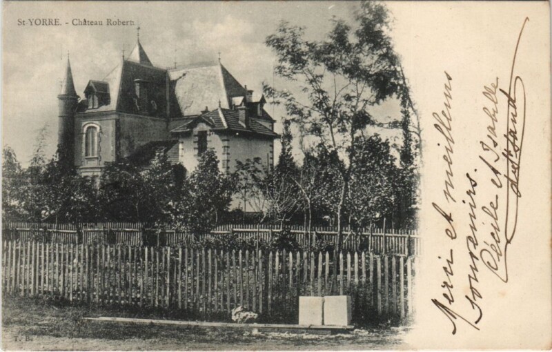 Carte postale ancienne Saint-Yvorre Chateau Robert