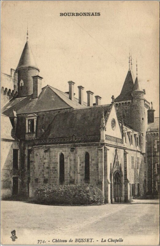 Carte postale ancienne Busset Chateau de Busset - La Chapelle à Busset