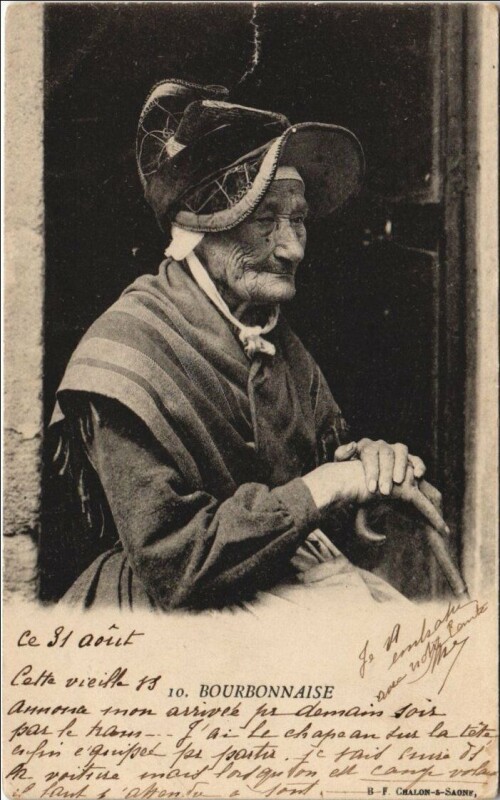 Carte postale ancienne Bourbonnaise - Femme - Type