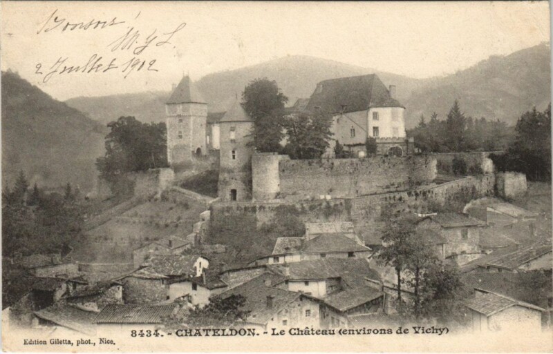 Carte postale ancienne Chateldon Le Chateau