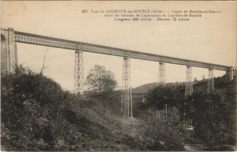 Carte postale ancienne Pont de Louroux-de-Bouble à Louroux-de-Bouble