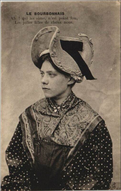 Carte postale ancienne Le Bourbonnais - Femme - Type