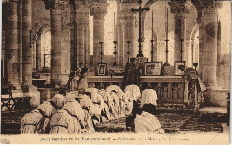 Carte postale ancienne Petit Seminaire de Fontgombaud La Communion France