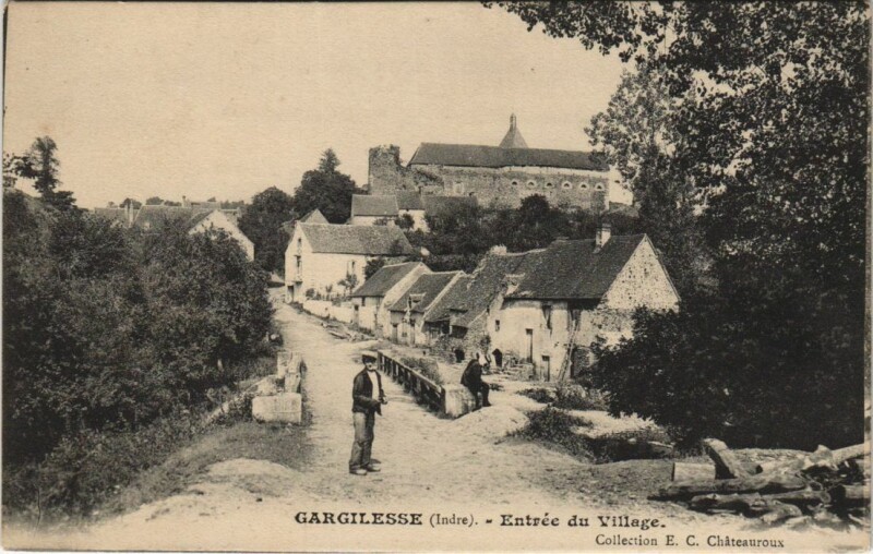 Carte postale ancienne Gargilesse Entree du Village France