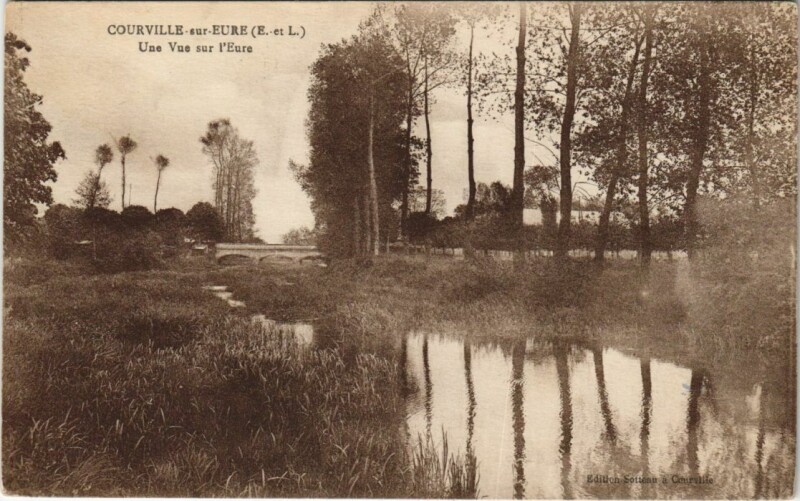 Carte postale ancienne Courville-sur-Eure Une Vue sur l'Eure à Courville-sur-Eure