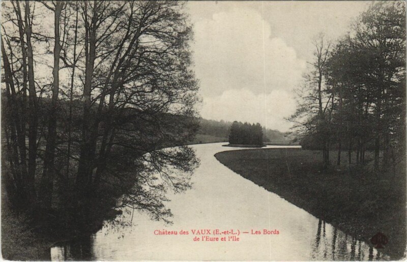 Carte postale ancienne Chateau des Vaux - Les Bords de l'Eure et l'Ile