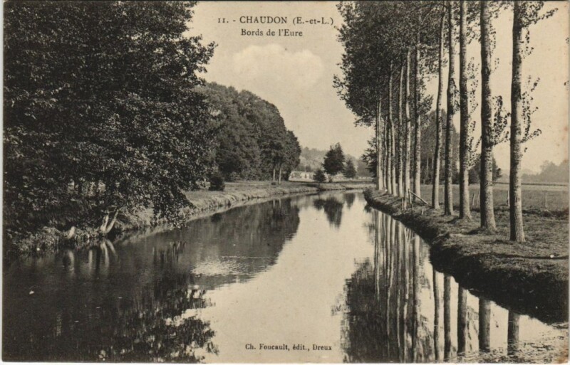 Carte postale ancienne Chaudon Bords de l'Eure à Chaudon