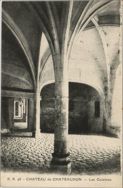 Carte postale ancienne Chateaudun Chateau - Les Cuisines