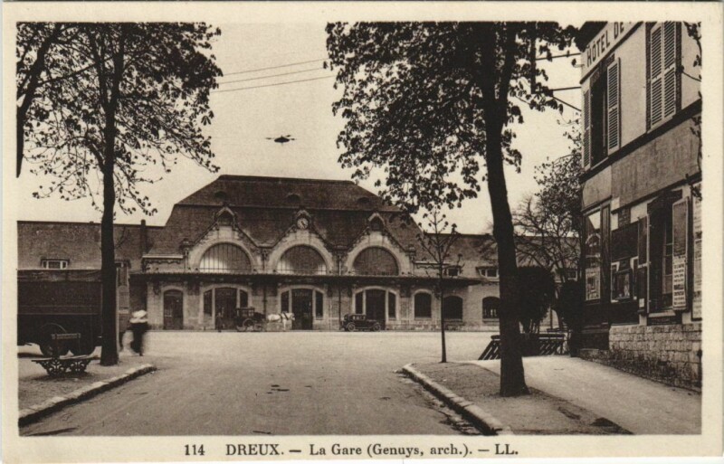 Carte postale ancienne Dreux La Gare à Dreux