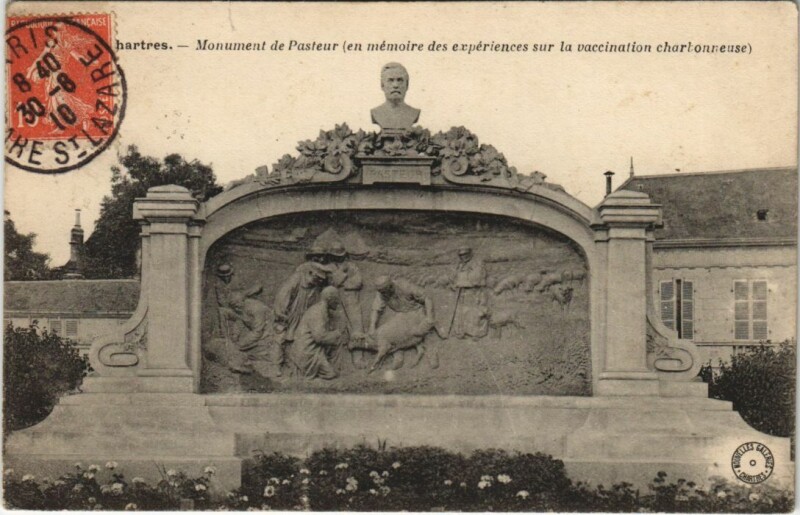 Carte postale ancienne Chartres Monument de Pasteur à Chartres