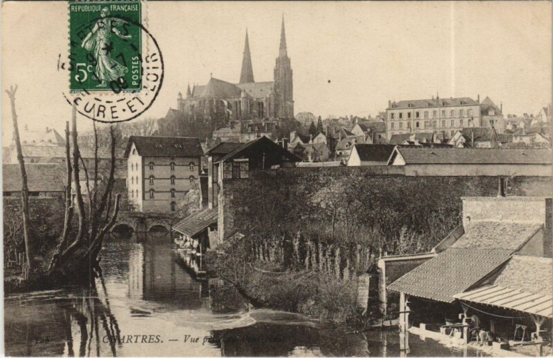 Carte postale ancienne Chartres Vue prise du Pont Neuf à Chartres