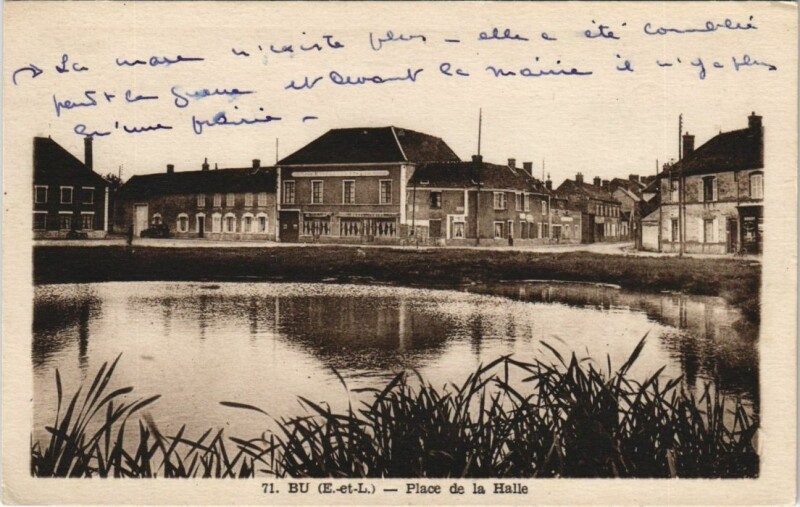 Carte postale ancienne Bu Place de la Halle