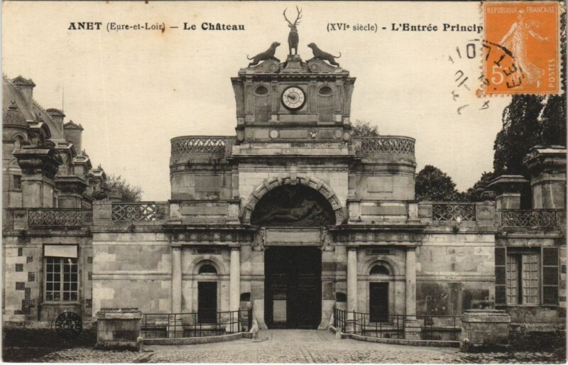 Carte postale ancienne Anet Le Chateau - L'Entree Principale