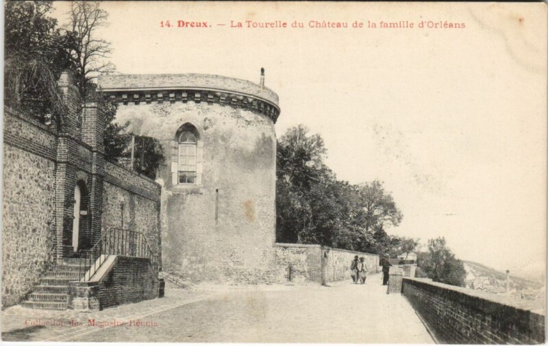 Carte postale ancienne Dreux La Tourelle du Chateau France à Dreux