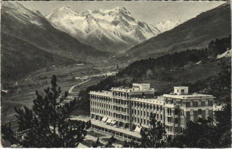 Carte postale ancienne Briancon Le Bois de l'Ours France