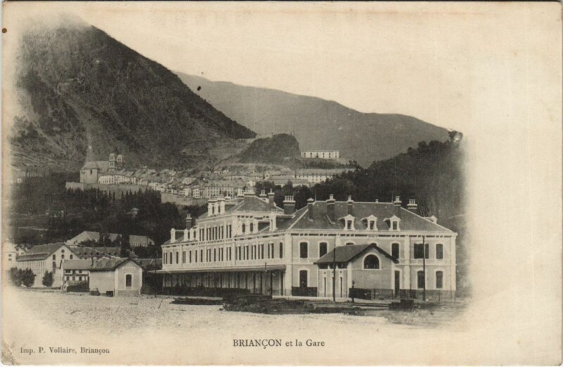 Carte postale ancienne Briancon et la Gare France