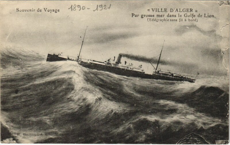 Carte postale ancienne Ville d'Alger - Cie Gle Transatlantique Ships
