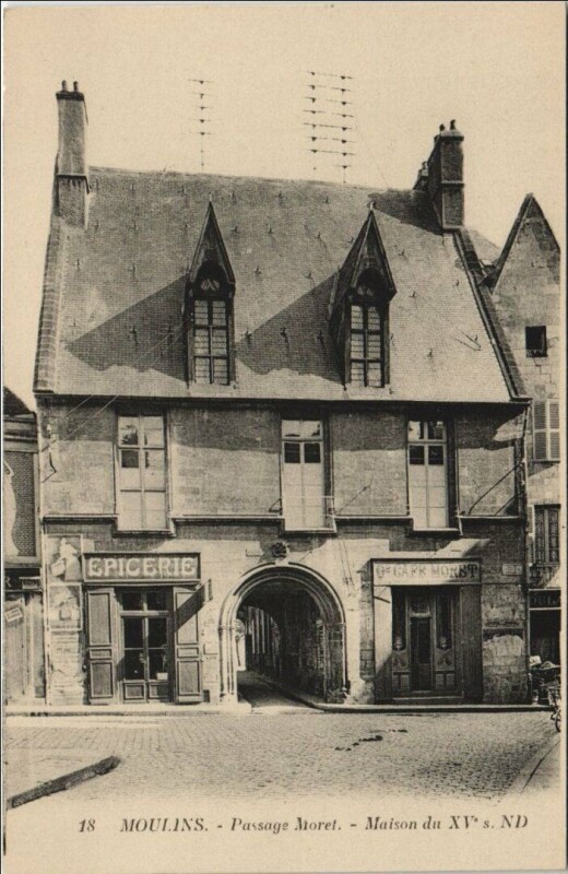 Carte postale ancienne Moulins Paysage Moret à Moulins