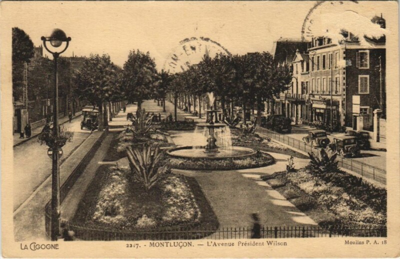 Carte postale ancienne Montlucon Avenue President Wilson