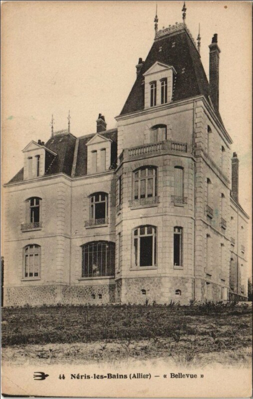 Carte postale ancienne Neris les Bains Bellevue