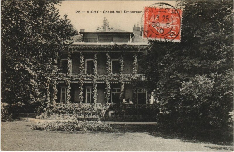 Carte postale ancienne Vichy Chalet de l'Empereur à Vichy