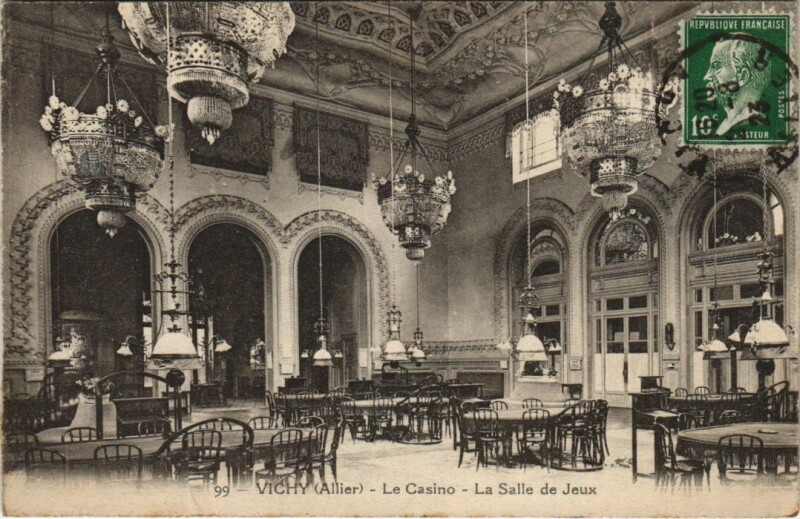 Carte postale ancienne Vichy Le Casino, La Salle de Jeux à Vichy