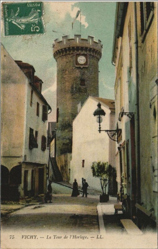 Carte postale ancienne Vichy Tour de l'Horloge à Vichy