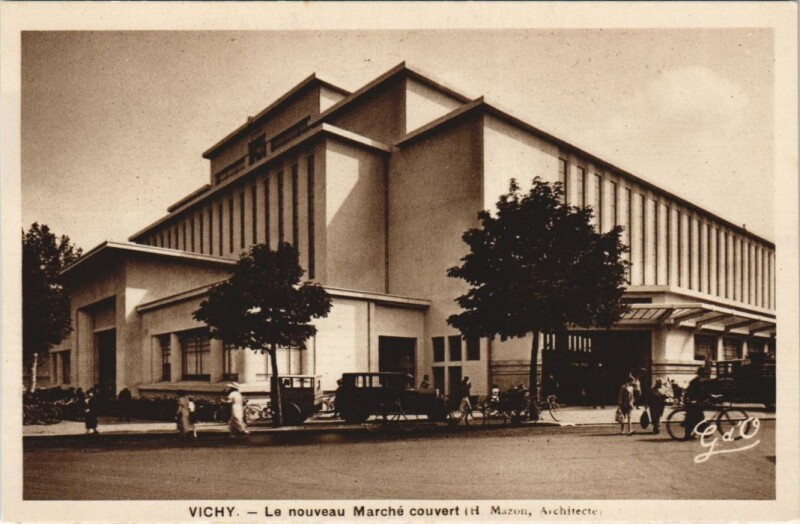 Carte postale ancienne Vichy Le nouveau Marche couvert à Vichy