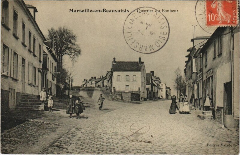 Carte postale ancienne Marseiile-en-Beauvaisis Quartier du Bonheur à Beauvais