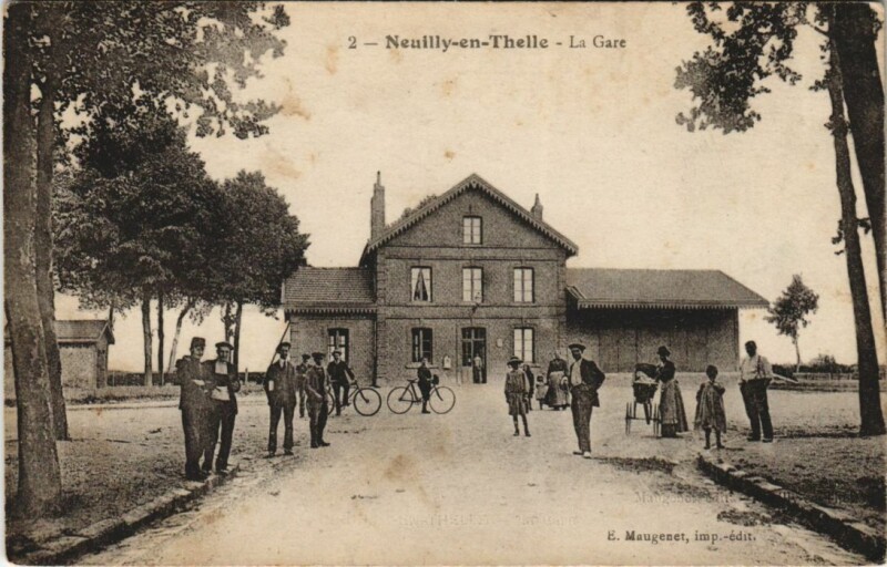 Carte postale ancienne Neuilly-en-Thelle La Gare à Neuilly-en-Thelle