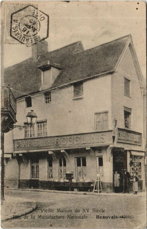 Carte postale ancienne Beauvais Vieille Maison - Rue de la Manufacture Nationale à Beauvais